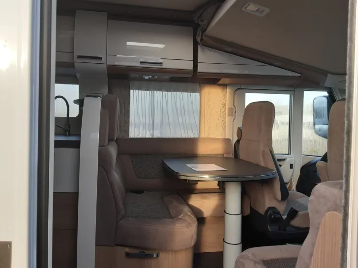 Fahrzeugbild Carthago c-tourer I 145 RB LE UVP: 172.215,- EUR #6