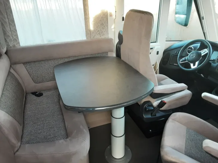 Fahrzeugbild Carthago c-tourer I 145 RB LE UVP: 172.215,- EUR #7