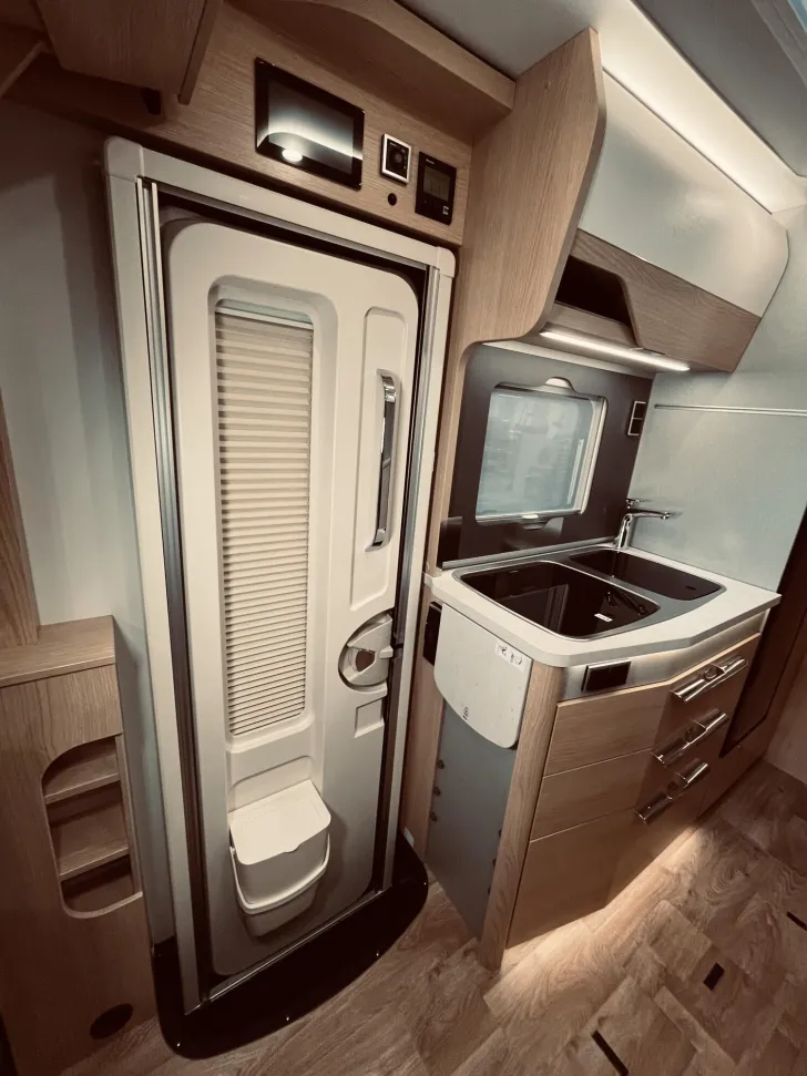 Fahrzeugbild Hymer B-Klasse MC I 580 Solar, Premium, Sat, TV, #10