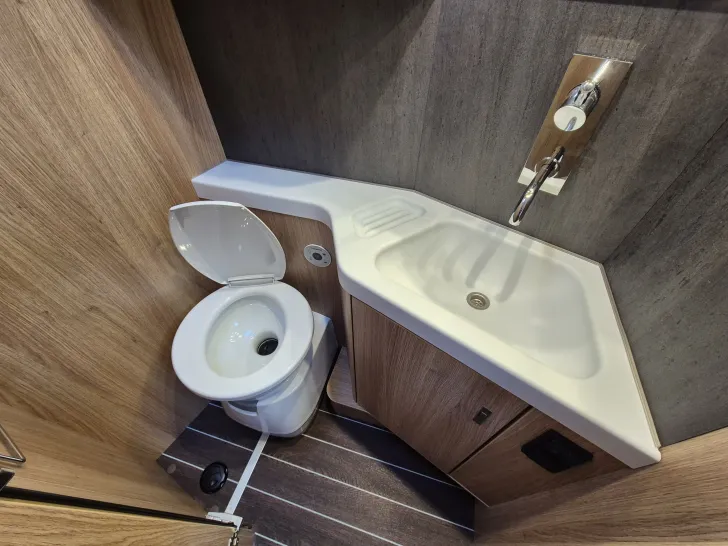 Fahrzeugbild Knaus SKY TI 700 MEG -IC Line- #25