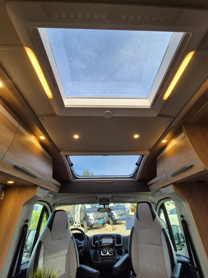 Fahrzeugbild Knaus SKY TI 700 MEG -IC Line- #32