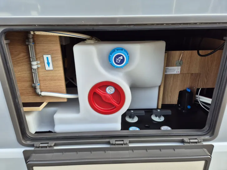 Fahrzeugbild Knaus SKY TI 700 MEG -IC Line- #38