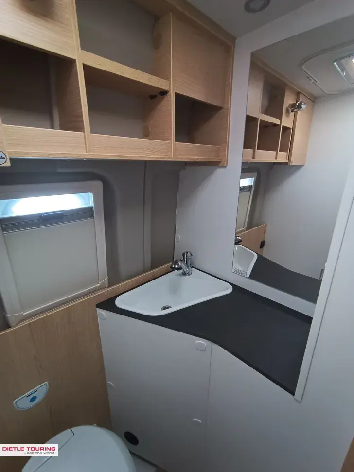 Fahrzeugbild Sunlight Cliff 640 AHK #11