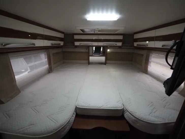 Fahrzeugbild Mobilvetta K-Yacht 86 Tekno Line, SAT/TV, Radtr. Solar, uvm #16