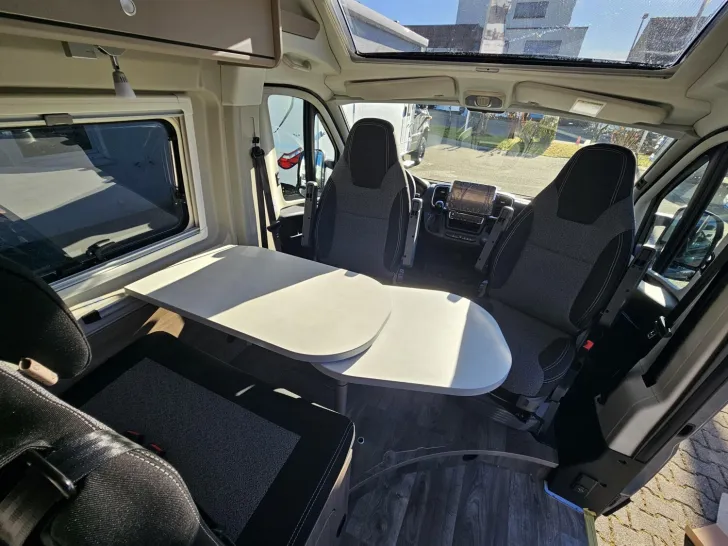 Fahrzeugbild Carado pro+ CV 600 8GAutomatik|190AH|LEDSW|Lanzarote-GR #8