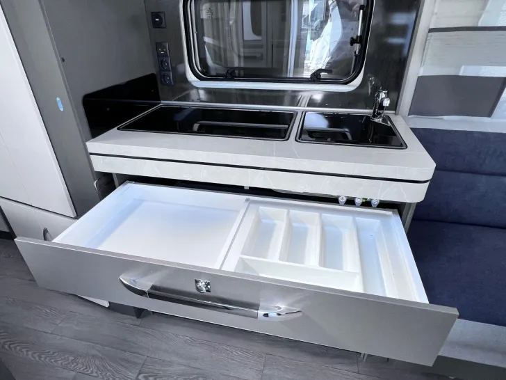 Fahrzeugbild Hobby Excellent 495 WFB 1800 kg Auflastung #19