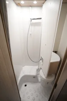 Fahrzeugbild Bürstner Lineo T 620 G verfügbar ab Okt. 2026 #12