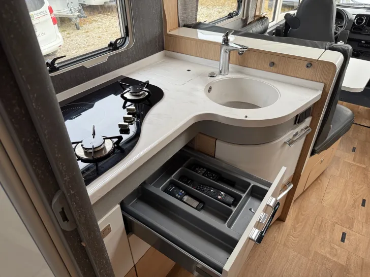 Fahrzeugbild Hymer B-KLASSE ML-I 780 #9