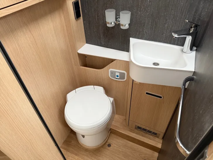 Fahrzeugbild Hymer B-KLASSE ML-I 780 #10