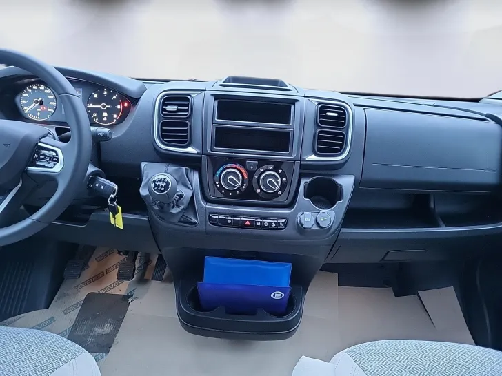 Fahrzeugbild Carado TEILINTEGRIERTE 338 #6