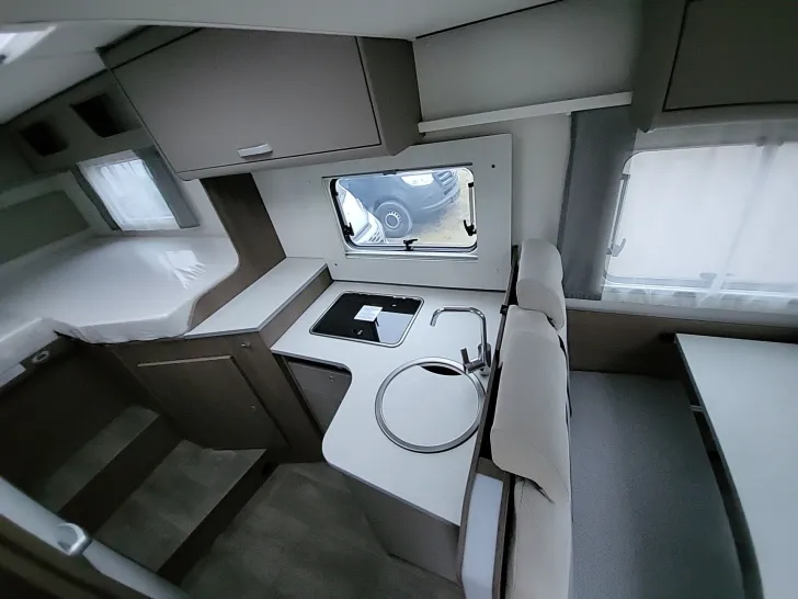 Fahrzeugbild Carado TEILINTEGRIERTE 338 #10