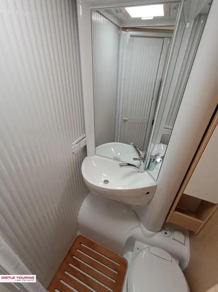 Fahrzeugbild Sunlight Adventure V 66 #10