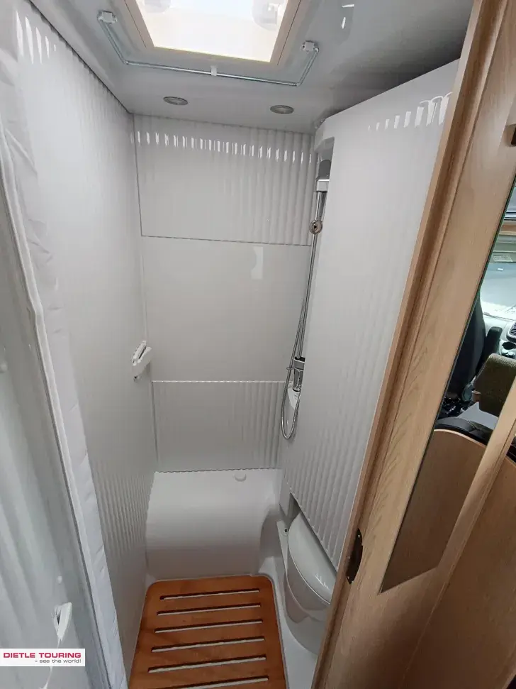 Fahrzeugbild Sunlight Adventure V 66 #11