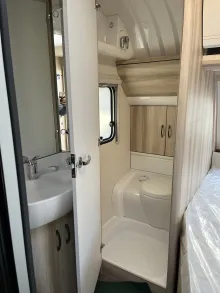 Fahrzeugbild Hobby De Luxe 460 UFe #6