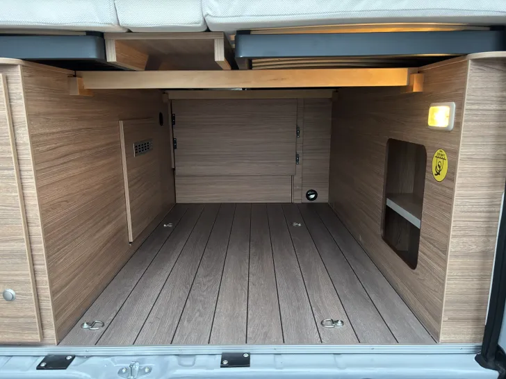 Fahrzeugbild Weinsberg CaraBus 630 ME EDITION [FIRE] MAXI Autom.atik AHK-VeloSwing #9