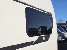 Fahrzeugbild Bürstner Papillon PC 6.0 **auf dem Hof*** #7