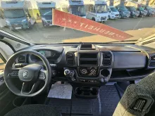 Fahrzeugbild Bürstner Papillon PC 6.0 **auf dem Hof*** #12