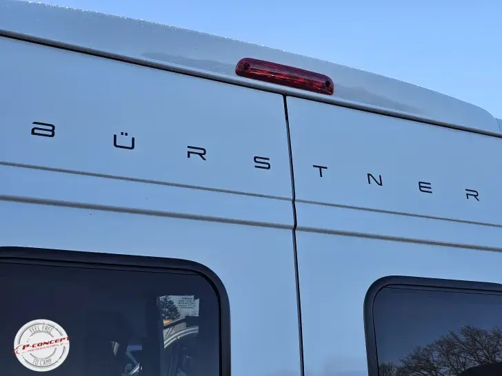 Fahrzeugbild Bürstner Papillon PC 6.0 **auf dem Hof*** #32