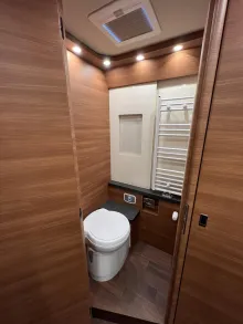 Fahrzeugbild Carthago chic c-line I 6.2 XL QB Mercedes (202) #35