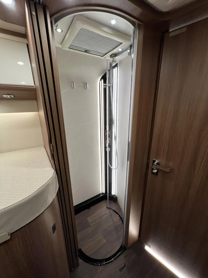 Fahrzeugbild Carthago chic e-line I 50 LE Strategic Buy (204) #34