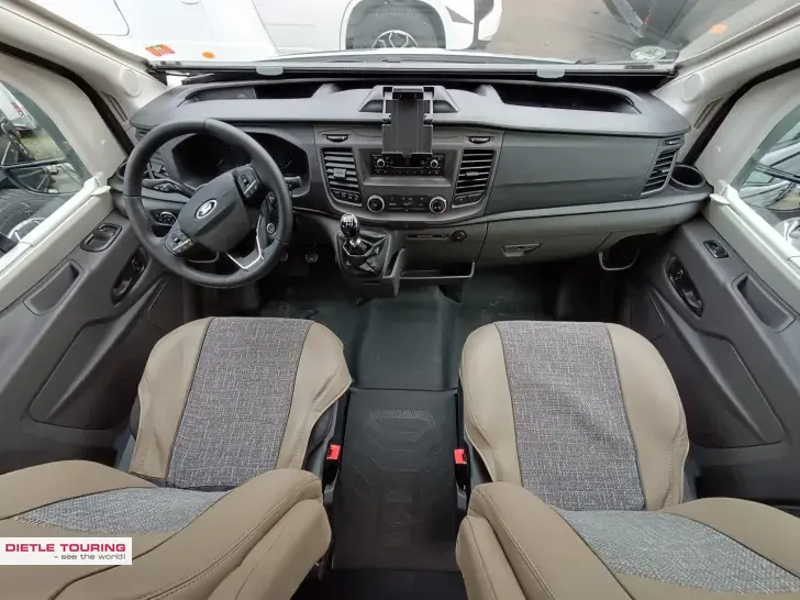 Fahrzeugbild Dethleffs Globetrail Classic 590 DK Ford AHK, Markise #6