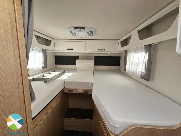 Sicht vorne-hinten Sunlight T 670S Adventure Edition