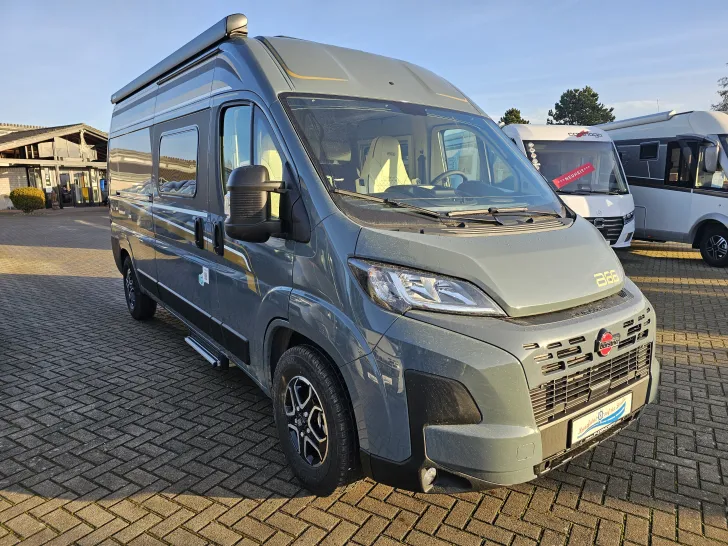 Fahrzeugbild Bürstner B66 600 C #5