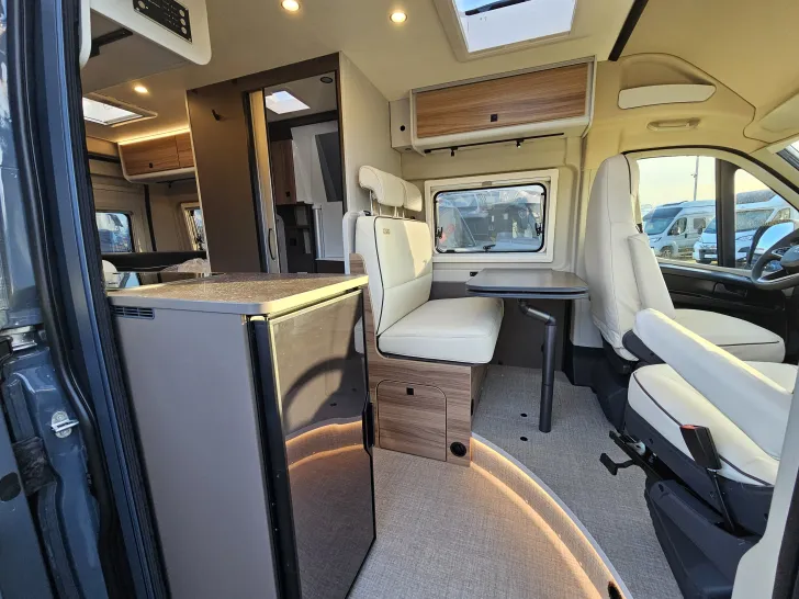 Fahrzeugbild Bürstner B66 600 C #27