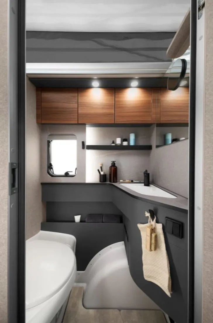 Fahrzeugbild Hymer Eriba Eriba Feeling 425 1600kg|Schlafdach|TrumaCombiHz #7