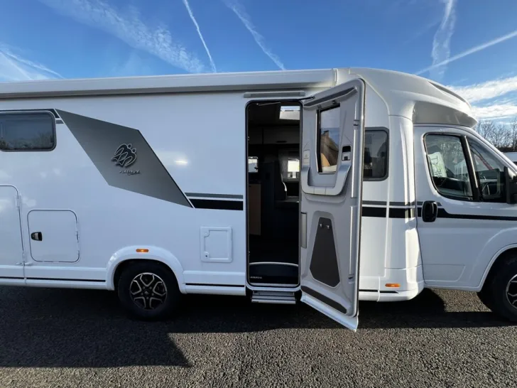 Fahrzeugbild Knaus L!VE TI 700 MEG #4
