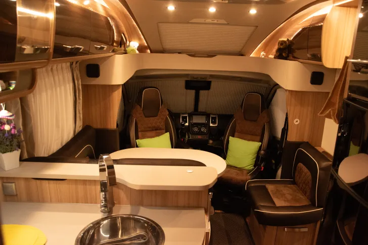 Fahrzeugbild Knaus Sun TI 700 MEG Platinum Selection #2