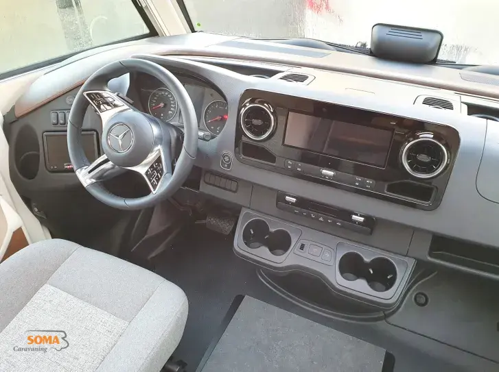 Fahrzeugbild Carthago chic c-line I 4.9 LE POLAR ohne Hubbett Lithium #8