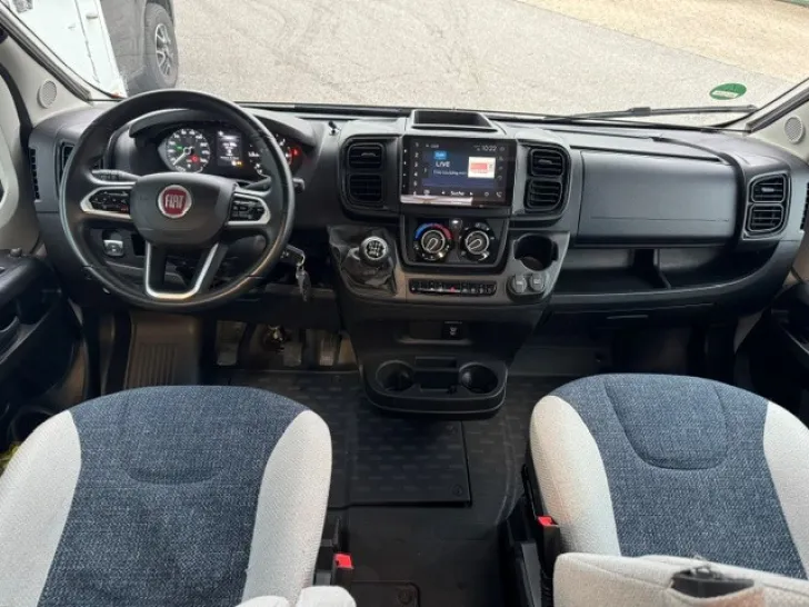 Fahrzeugbild Weinsberg CaraHome 650 DG #7