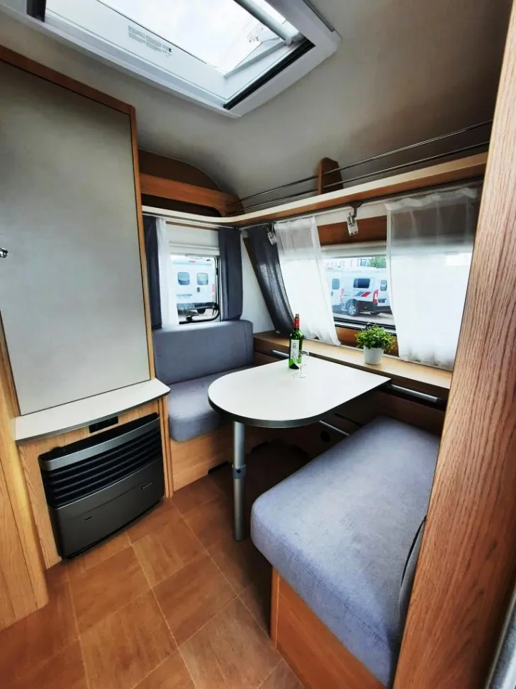 Fahrzeugbild LMC Sassino 460 E #12