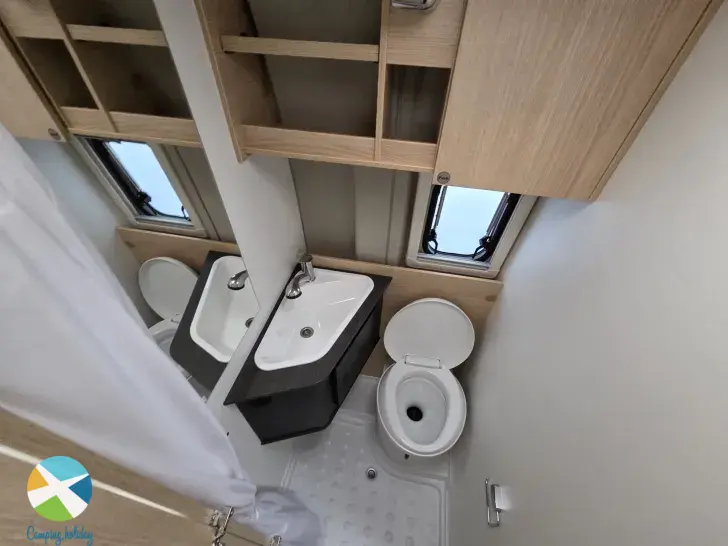 Fahrerhaus Sunlight Camper Van CLIFF 540 Adventure Edition