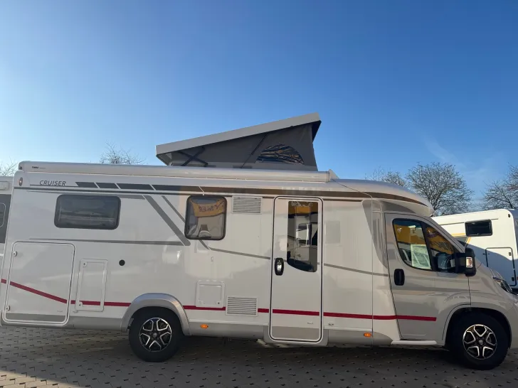 Fahrzeugbild LMC Cruiser T 732 G Automatik*160PS*Alufelgen #18