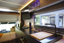 Fahrzeugbild RJH Excellence #10