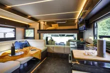 Fahrzeugbild RJH Excellence #14