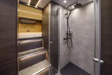 Fahrzeugbild RJH Excellence #17