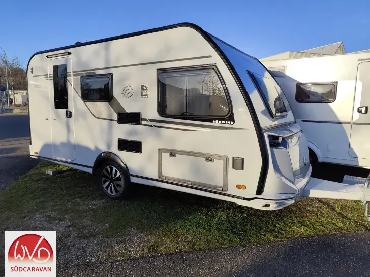 Fahrzeugbild Knaus Südwind 420 QD Black Selection #4