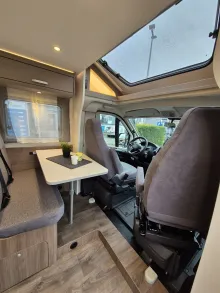 Fahrzeugbild Carado T135 pro+ *Hubbett*Combi-6E*Automatik* #9