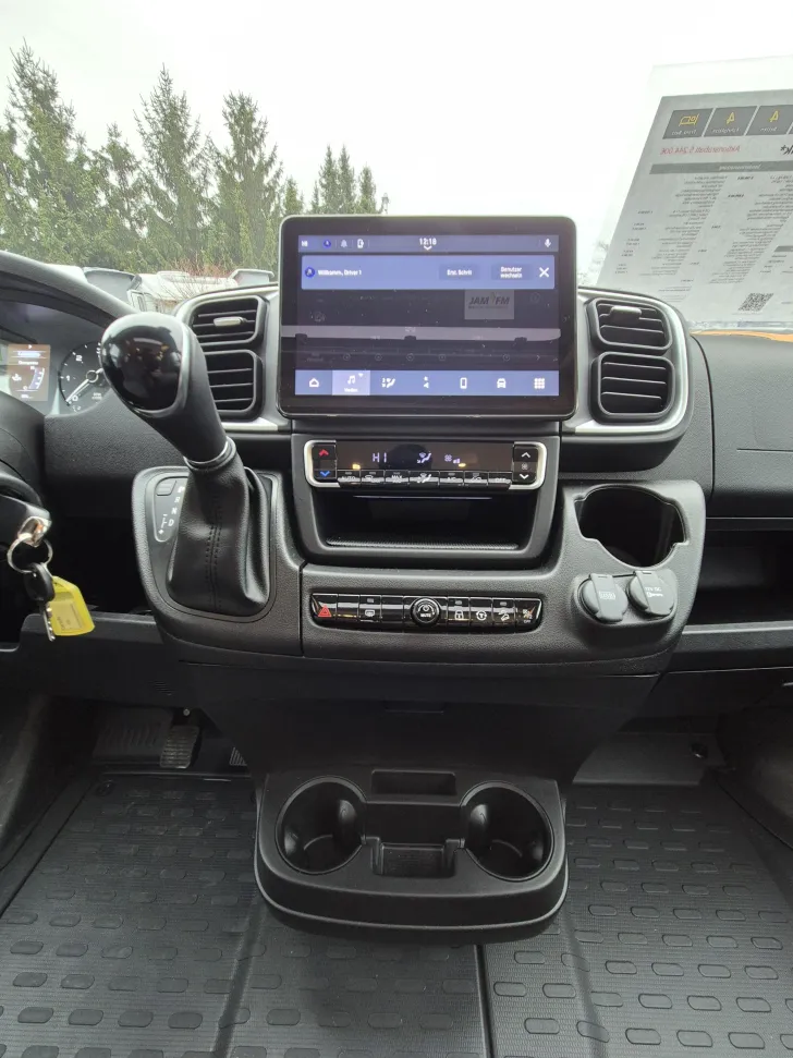 Fahrzeugbild Carado T135 pro+ *Hubbett*Combi-6E*Automatik* #13