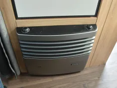 Bild 21 Knaus SPORT 450 FU *Ambientebel.*Duschausbau*