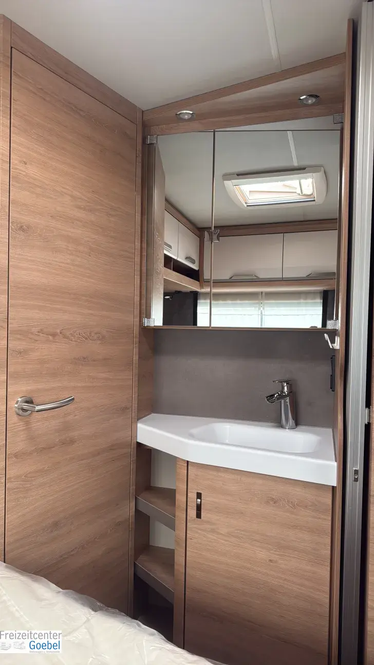 Weitere Betten Knaus Südwind 540 FDK Black Selection