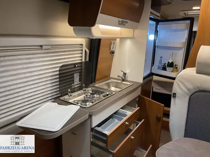 Fahrzeugbild VanTourer 600 D Peugeot 165 PS Chassis-Comfort-Dach-Paket #18