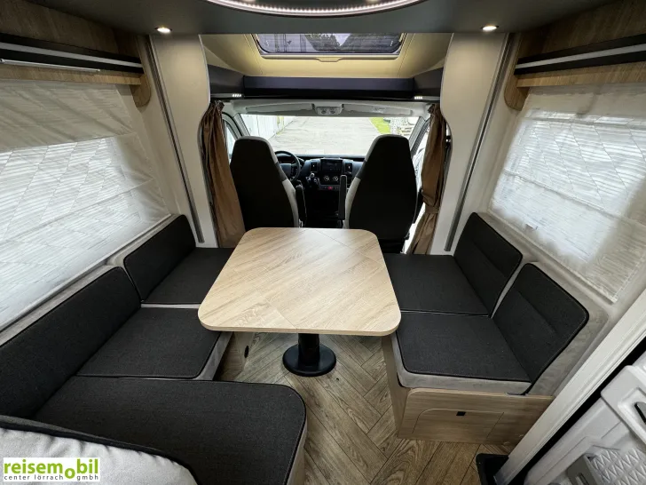 Fahrzeugbild Challenger 384 Etape Edition - Arctic Paket #10