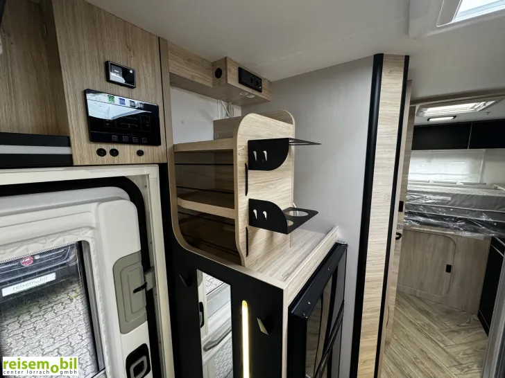 Fahrzeugbild Challenger 384 Etape Edition - Arctic Paket #16