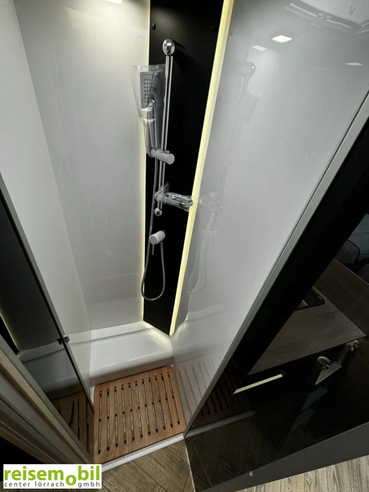 Fahrzeugbild Challenger 384 Etape Edition - Arctic Paket #26