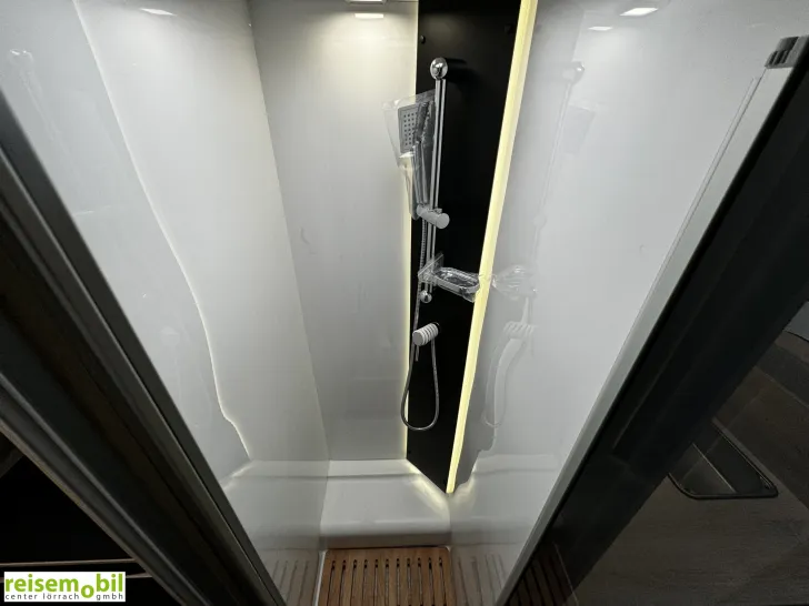 Fahrzeugbild Challenger 384 Etape Edition - Arctic Paket #27