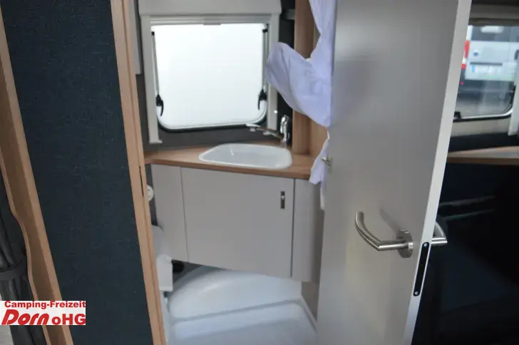 Fahrzeugbild Knaus Sport 500 QDK Kühlschrank 177l #8
